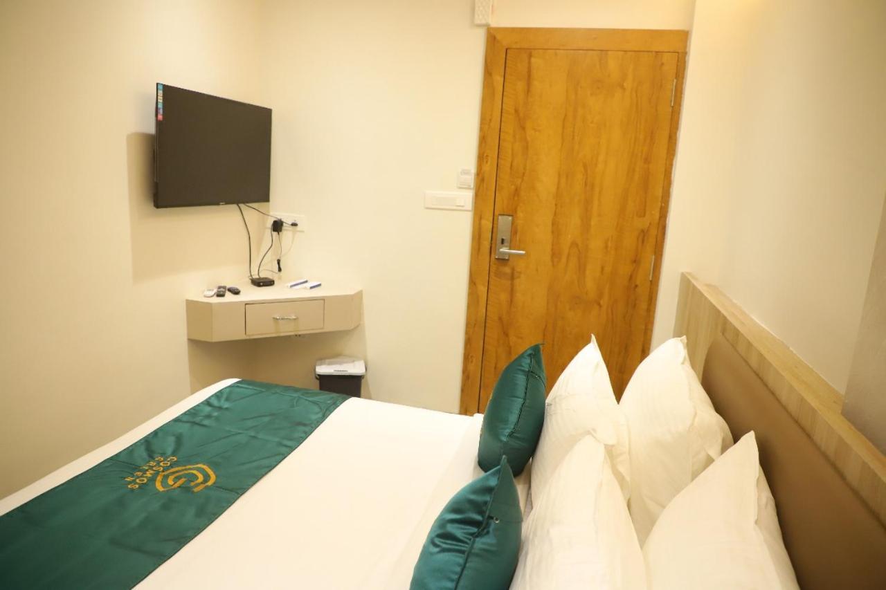 Hotel Cosmos Green 印多尔 外观 照片
